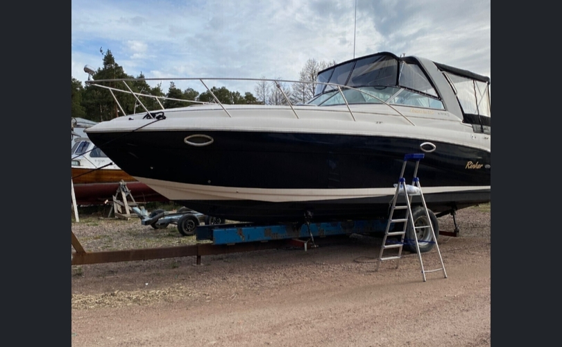 Rinker 320 Fiesta Vee-kuva-2